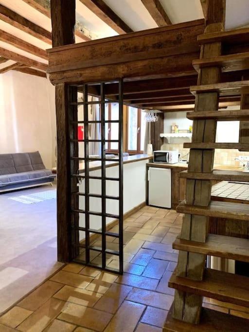 Apartmán L'Atypique, Bord Du Thiou Annecy Exteriér fotografie